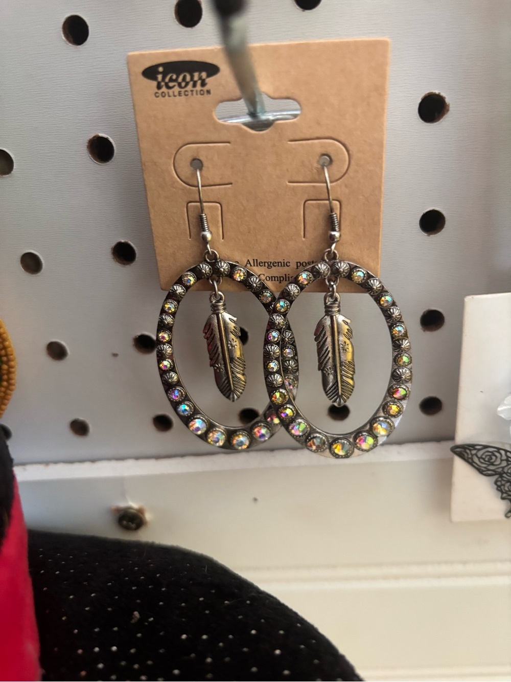 IC COLLECTION Gold-Tone Hoop Earrings with Iridescent Stones and Feather Charms